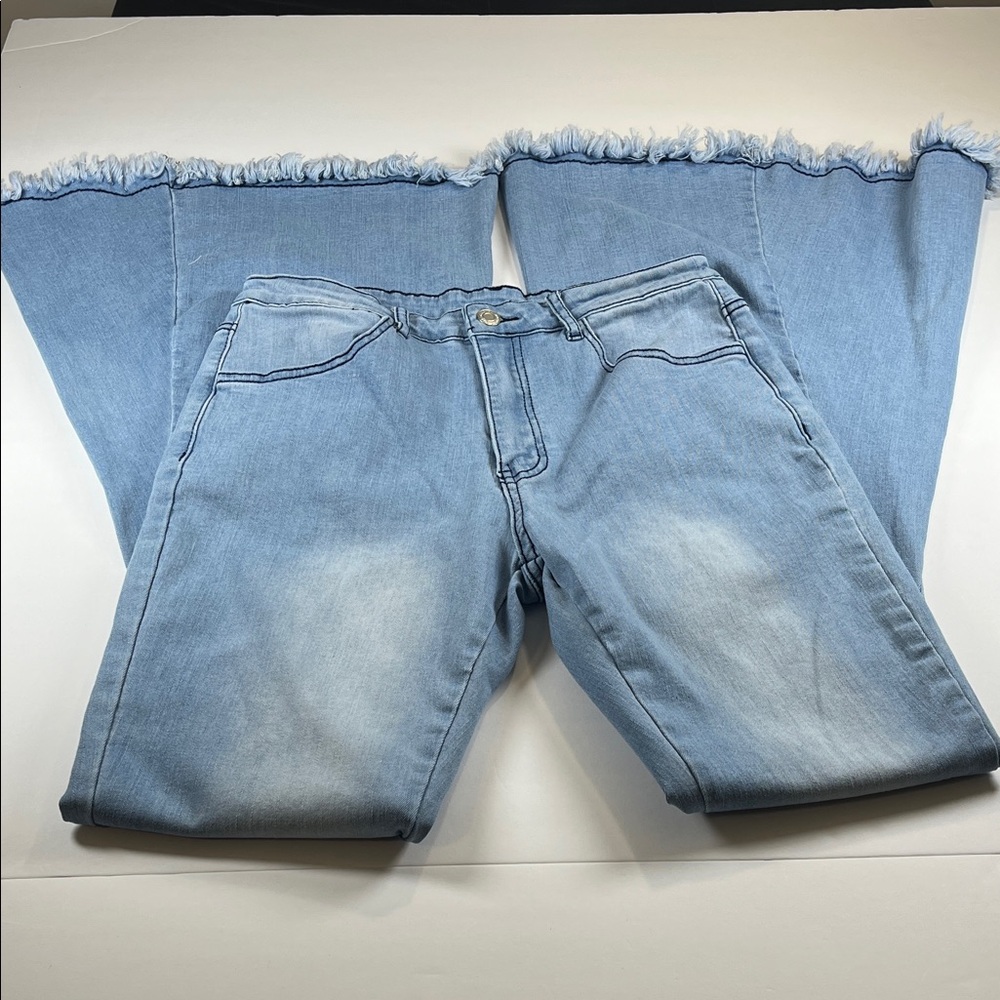 Saints & Hearts Light Blue Bell Bottom Women Jeans Sz M